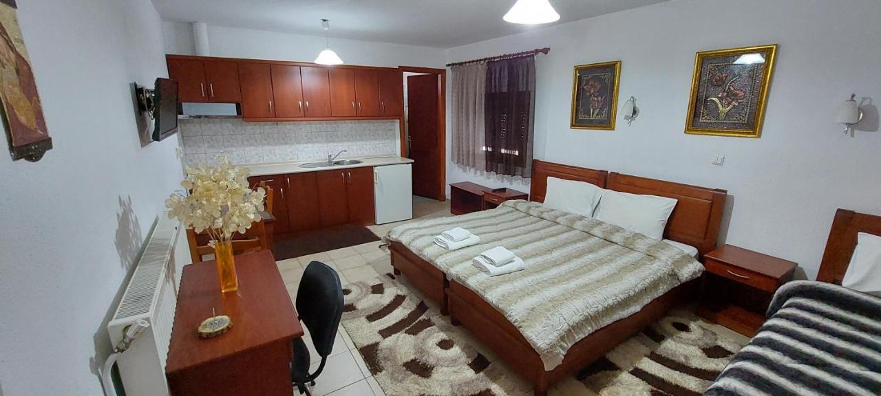 Galini Appartement Káto Loutrákion Buitenkant foto