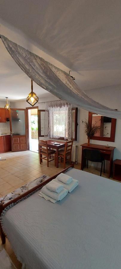Galini Appartement Káto Loutrákion Buitenkant foto