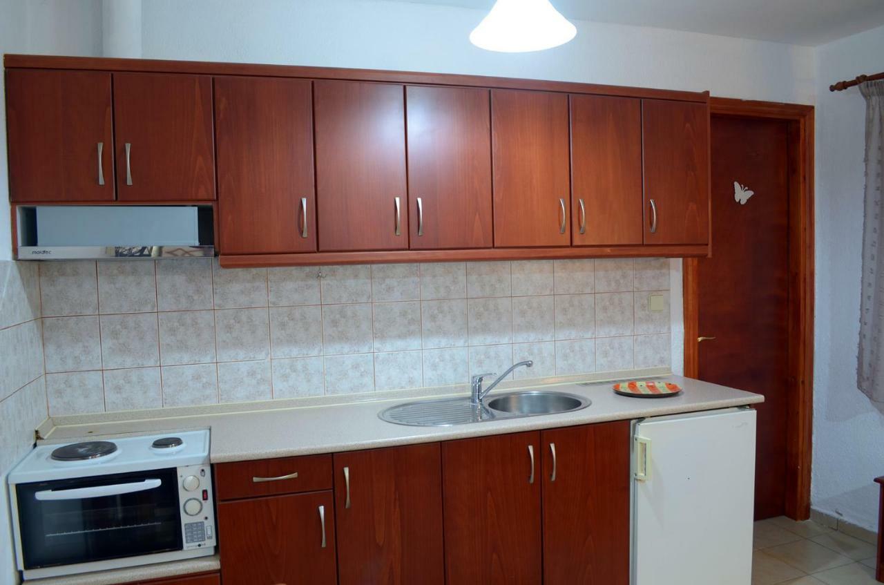 Galini Appartement Káto Loutrákion Buitenkant foto